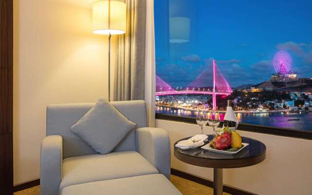 Wyndham Legend Halong Hotel