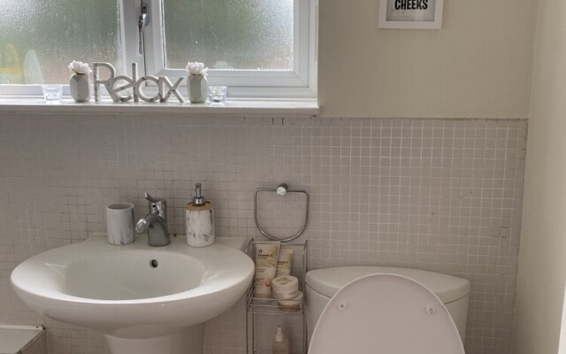 Gorgeous 2-bed Apt in Leafy Richmond!
