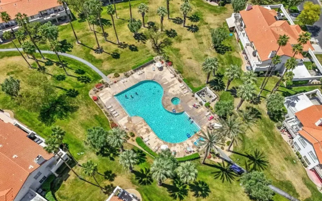 2Br Golfside Getaway in Desert Falls