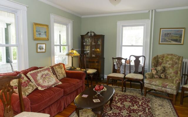 Clark House at the Twin Oaks Inn