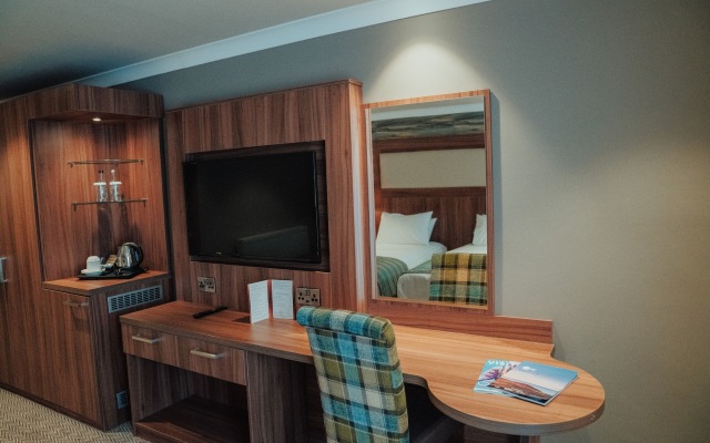 Dunadry Hotel and Gardens