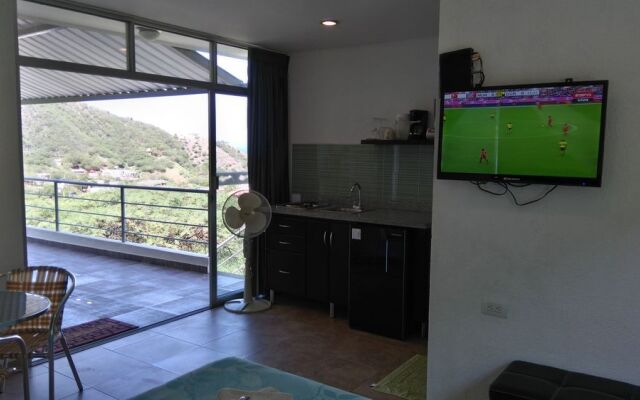 ApartaHotel El Oasis