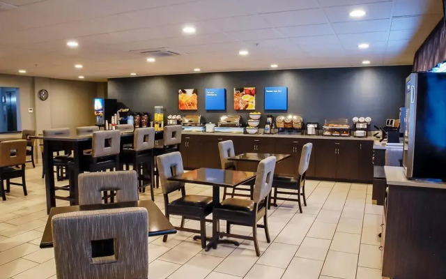 Comfort Inn Kent - Seattle
