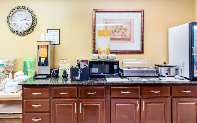 Quality Inn Arab Hwy 231