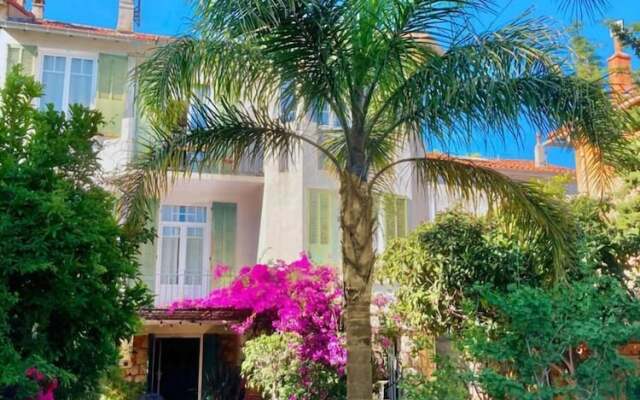 Villa Présence L'Oasis Chambres D'Hotes