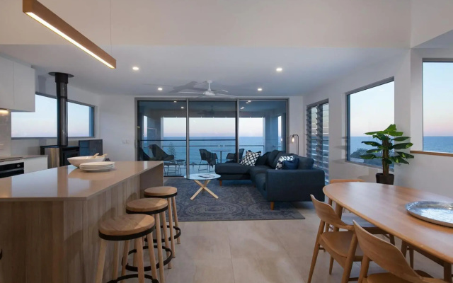 Coolum Beach Holiday House