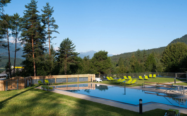 Nice Chalet in Pressegger See With Terrace