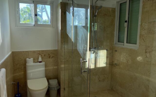 Apt w Beach Front Beach Access at Nueva Romana