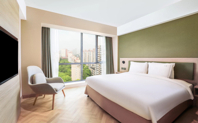 Holiday Inn Shanghai Pudong Nanpu by IHG