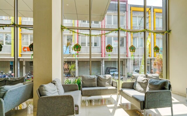 OYO Life 92548 M-square Apartment By Lins Pro