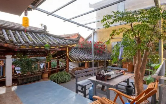 Qiubei returns to Laixi Lake View Homestay – Outside – Qiubei