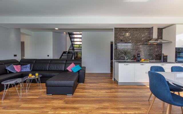 Villa Aurus - Luxury 5 bedroom