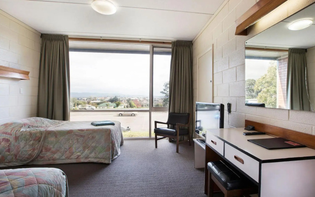 Nightcap at Morwell Hotel