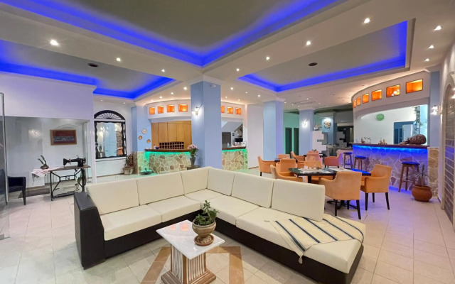Hotel Flisvos