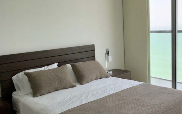 Morros City Frente La Playa Bocagrande