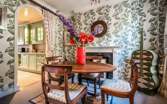 Classic Westminster Home near to Buckingham Palace