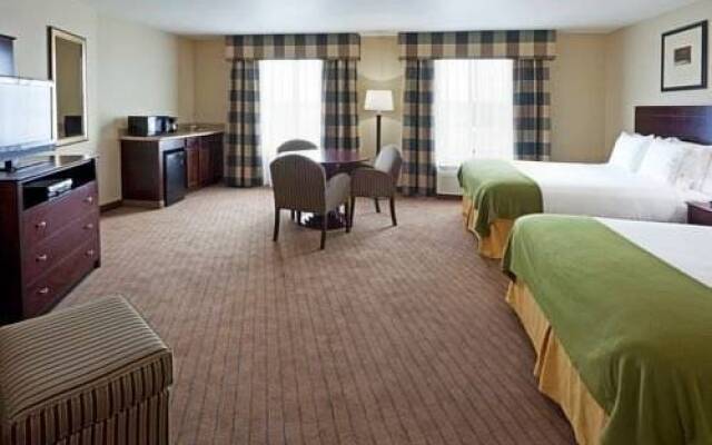 Holiday Inn Exp Syracuse N Airport Area