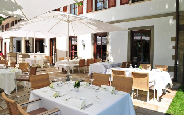 Wald & Schlosshotel Friedrichsruhe