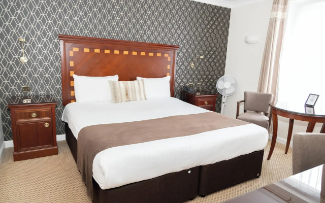 Manor of Groves Hotel, Golf & Health Club