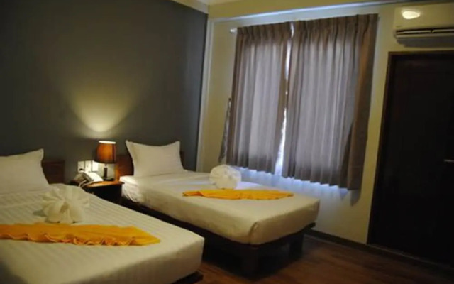 Sea Breeze Lodge Ngapali