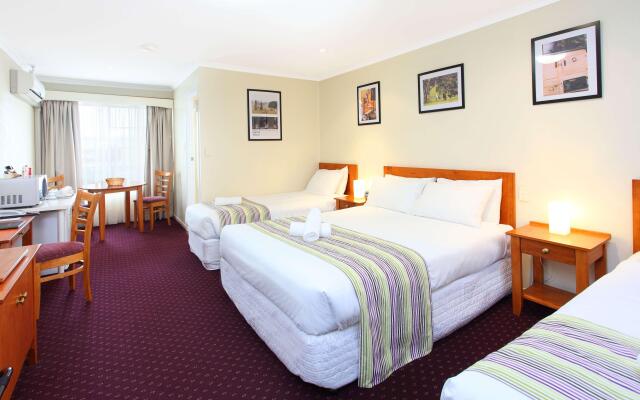 The Henry Parkes Motel Tenterfield