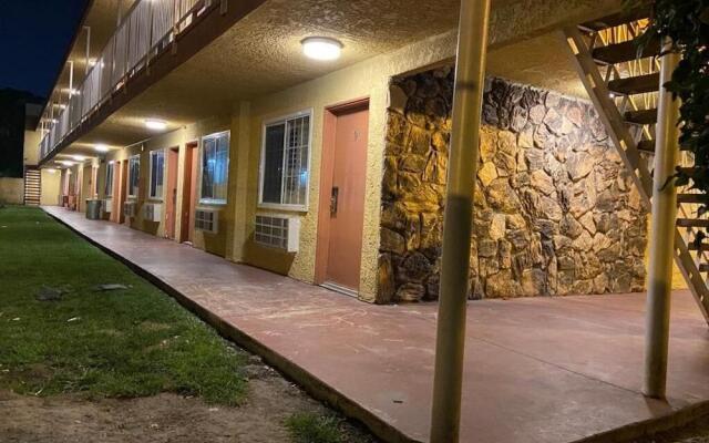 SimpleStay Suites - San Bernardino