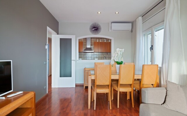 Picturesque Holiday Home in L'estartit With Swimming Pool