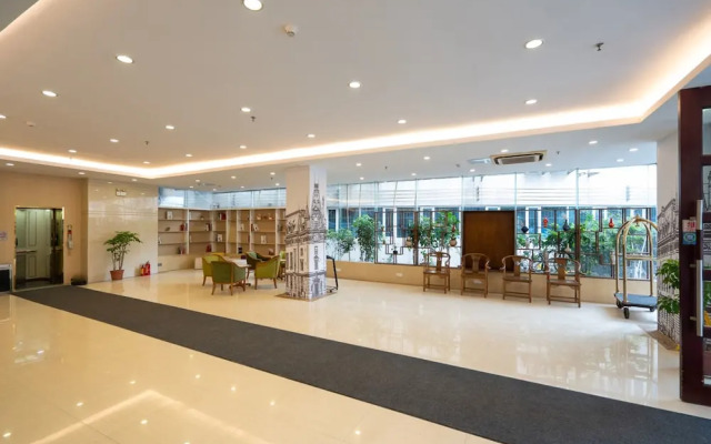 Lavande Hotel (Guangzhou Railway Station Friendship Theater)