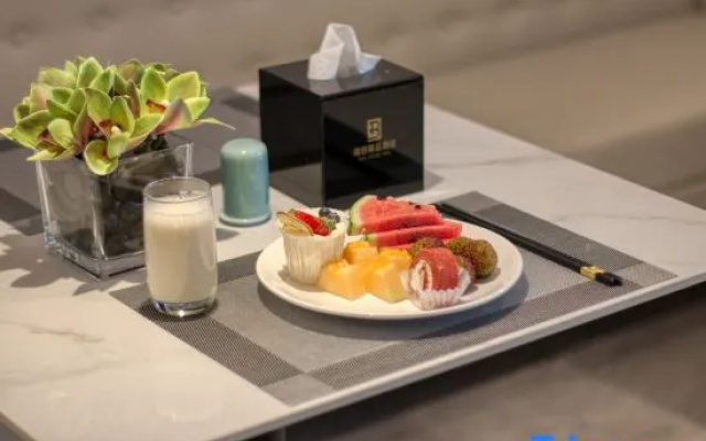 Ribo Boutique Hotel Linhai