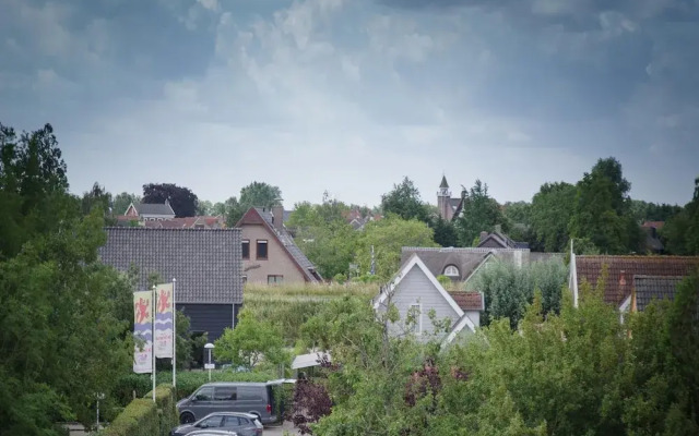 Zeeland Retreat; Sauna and Seaside Charm