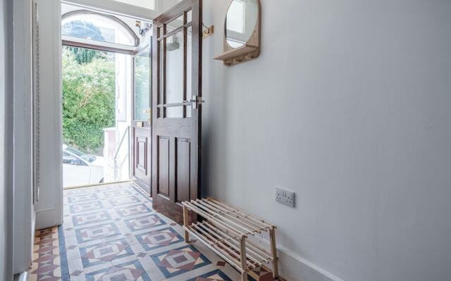 Canol Y Bryn - 3 Bedroom Holiday Home - Tenby