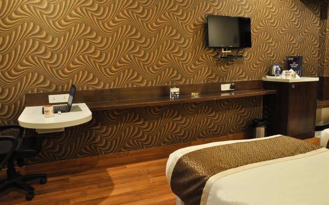 Hotel Casaya Inn