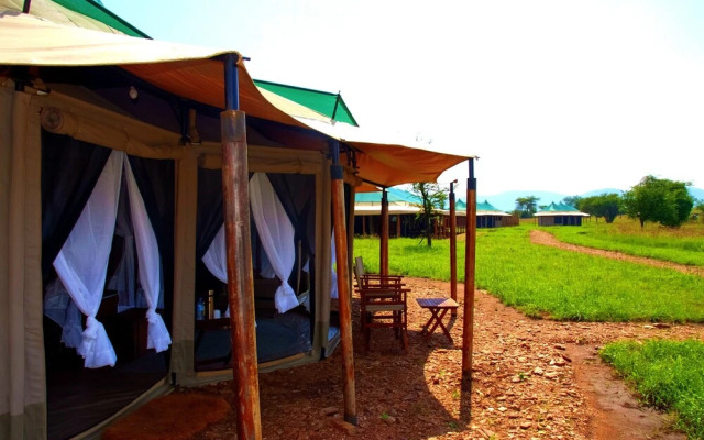Serengeti Tortilis Camp