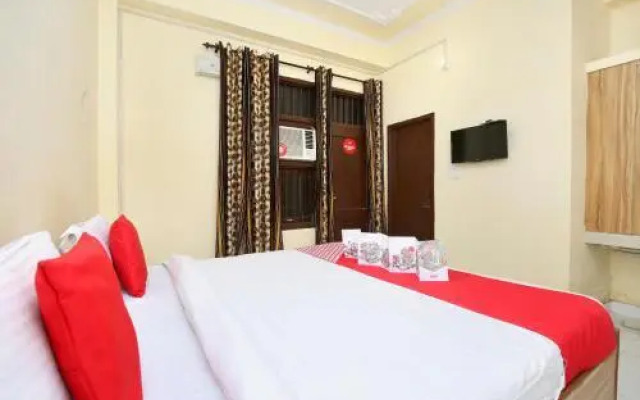 OYO 14823 Skyheights