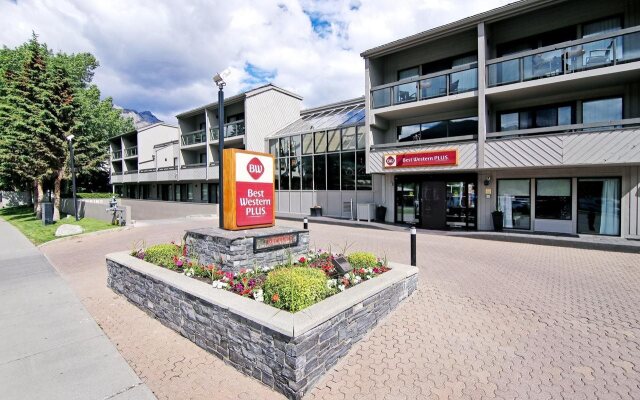 Best Western Plus Banff International Lodge