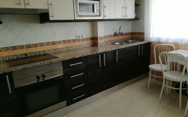 Los Ranchos Levante Apartment