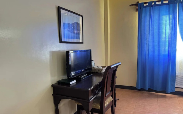 Ovemar Resort Hotel Near Vigan