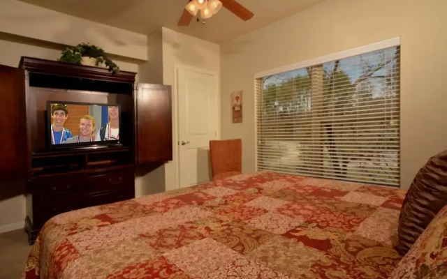 Cedar Lodge 204