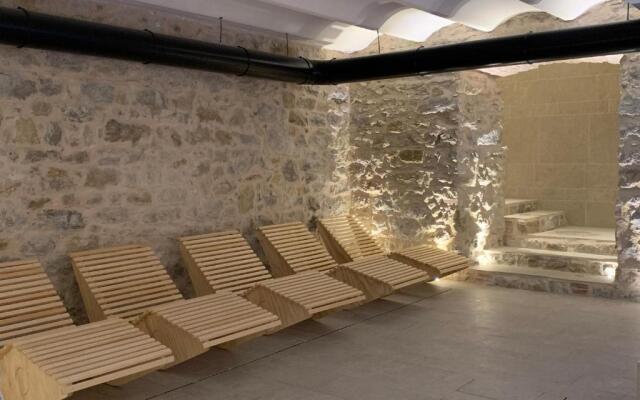 Spa & Wellness by Des Anglais " Ingresso SPA gratuito"