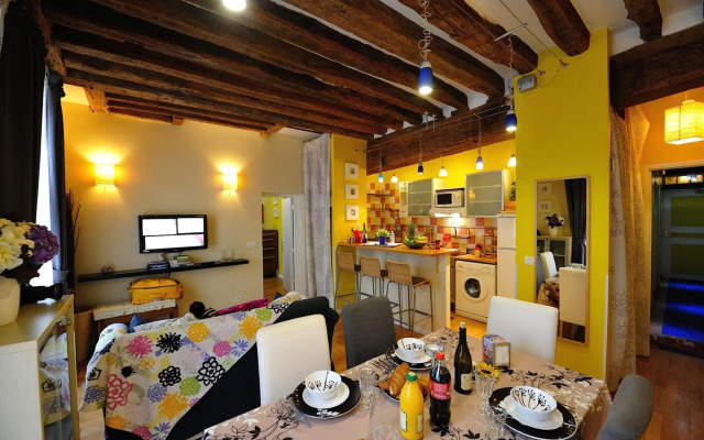 B1DF Four by Four in París