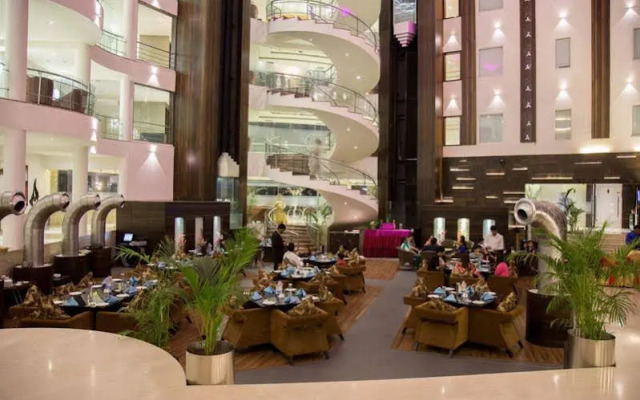 Regenta Central Harimangla