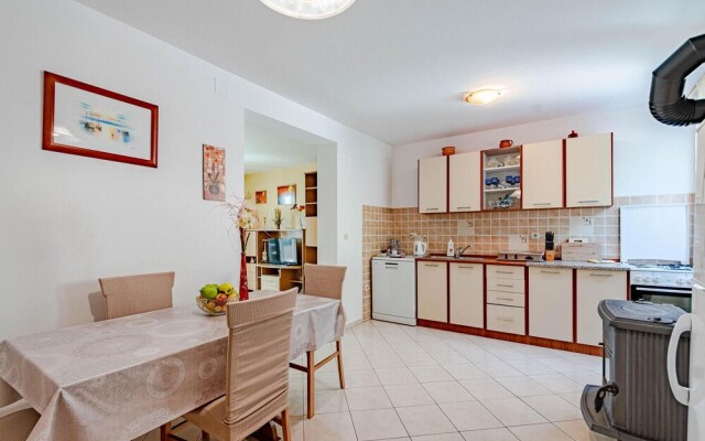 Awesome Apartment in Orebic With 2 Bedrooms and Wifi