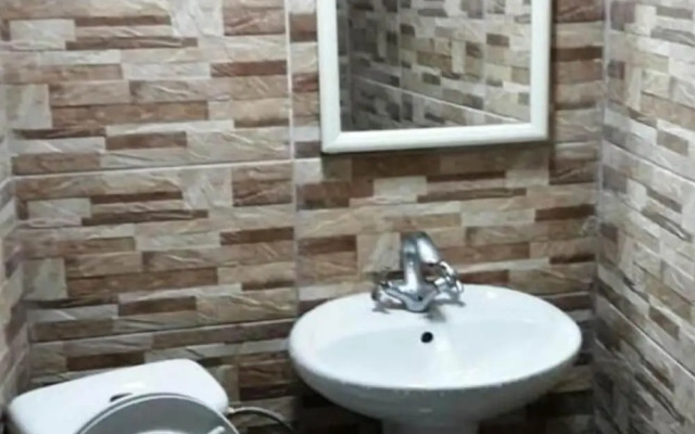 Vareron Hostel