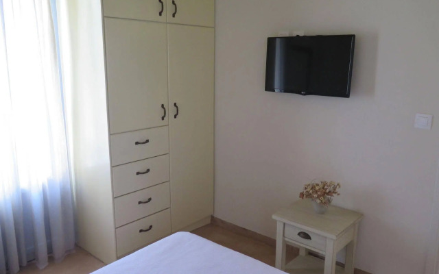 Kaminaki Amorgos Studios & Apartments