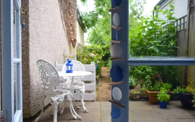 1 Bedroom Garden Flat in Wimbeldon