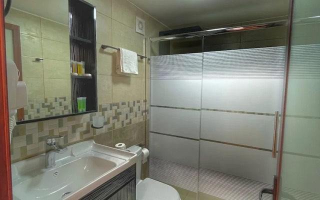 Rum Oasis Luxury Camp