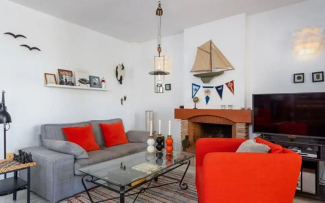 Apartment - 2 Bedrooms with Pool and WiFi - 107868
