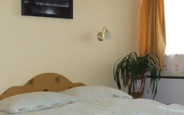 Zátonyi Csárda Panzió