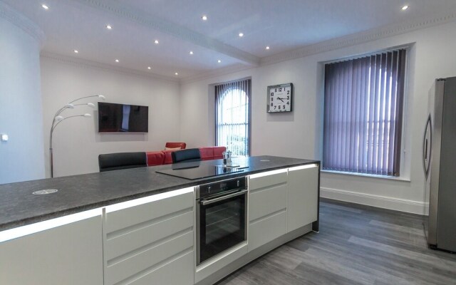 The Balmoral Suite