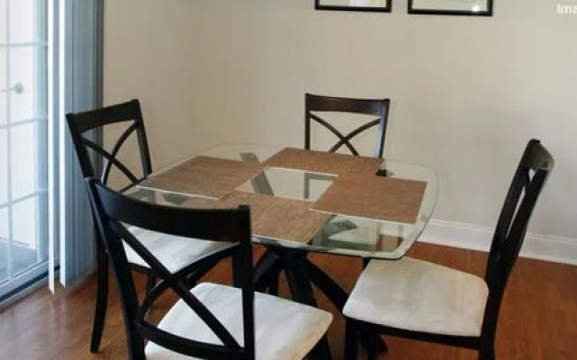 River's Edge Apartments